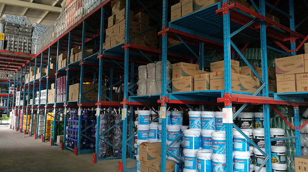 成品儲(chǔ)存區(qū)一角